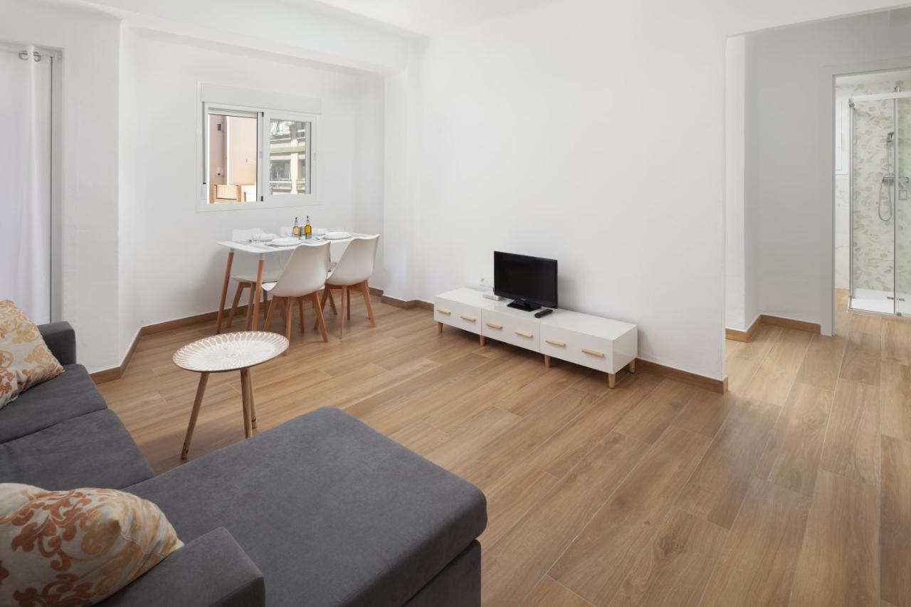 Apartamento Nuria Torre Del Mar Zewnętrze zdjęcie